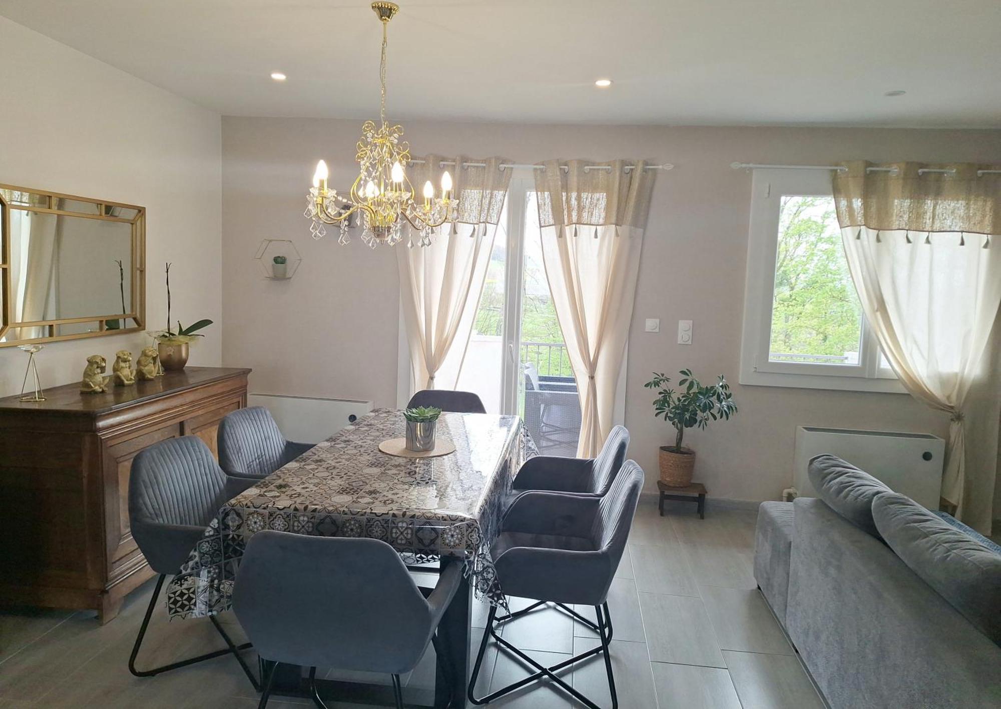 Agreable Maison Avec Jardin A ジョアンヴィル エクステリア 写真